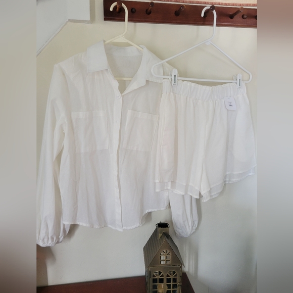 Linen Top & Shorts Set - Picture 2 of 5